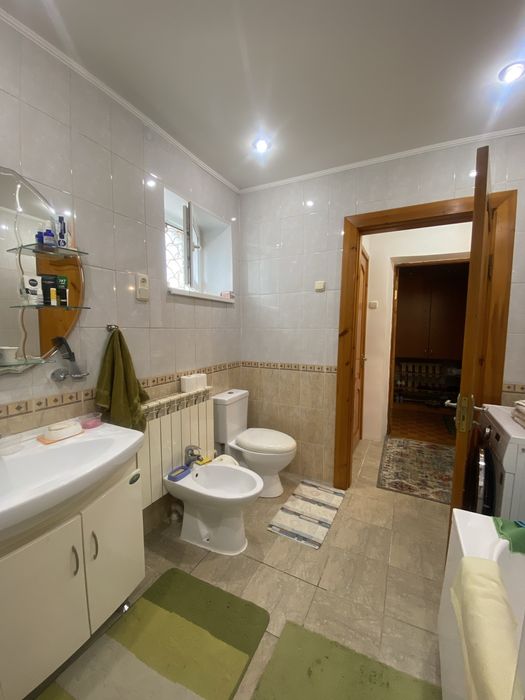 Продается коттедж в центре города