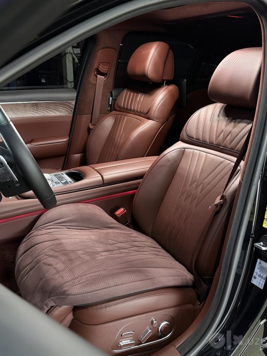 Genesis G90 год 2023