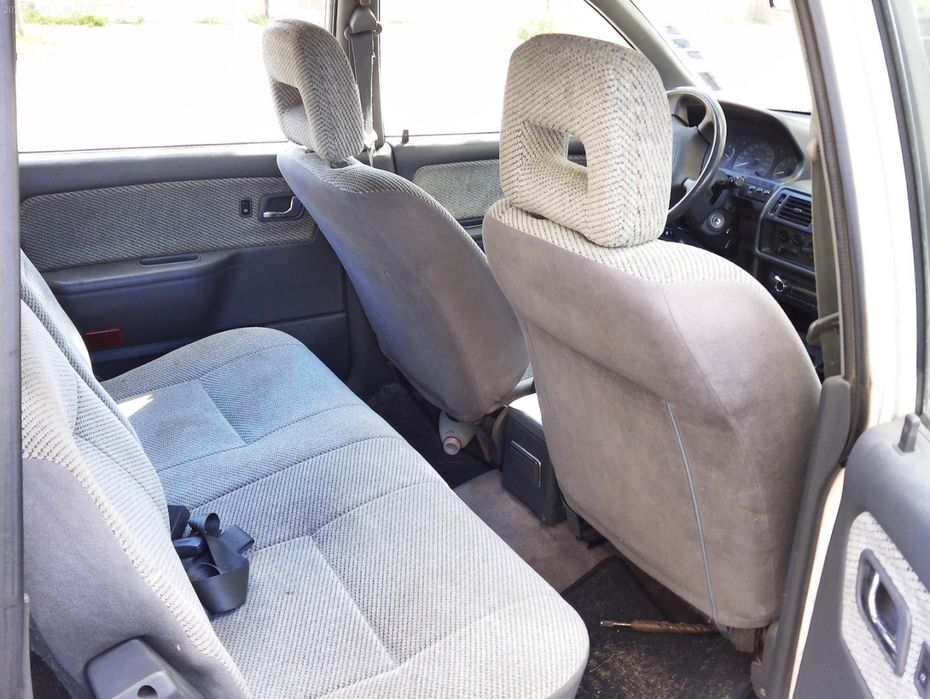 Продавам автомобил  Mitzubishi Space Wagon, 2000 куб