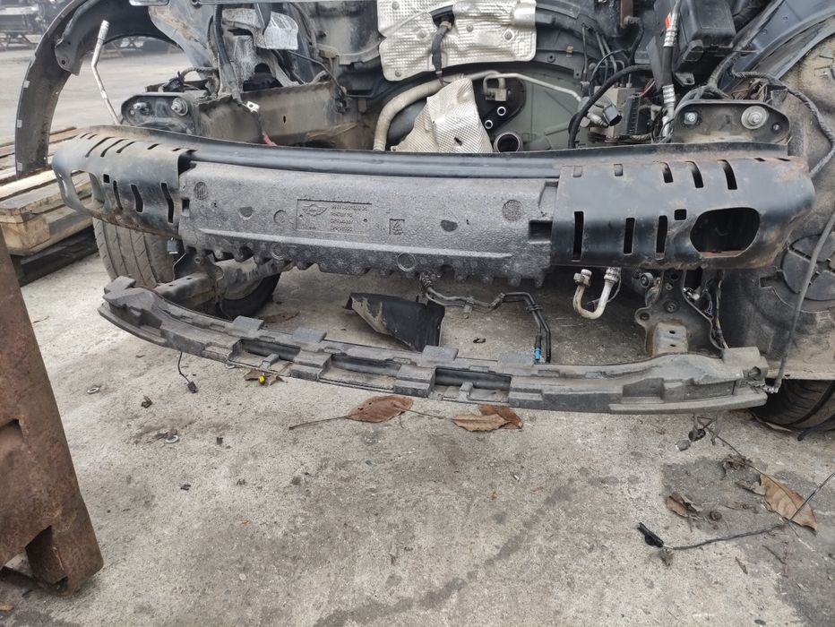 Основа за предна броня за Mini Countryman