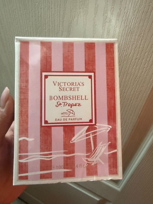 Vs bombshell st.tropez