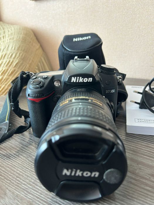NIKON D7000 в комплекте