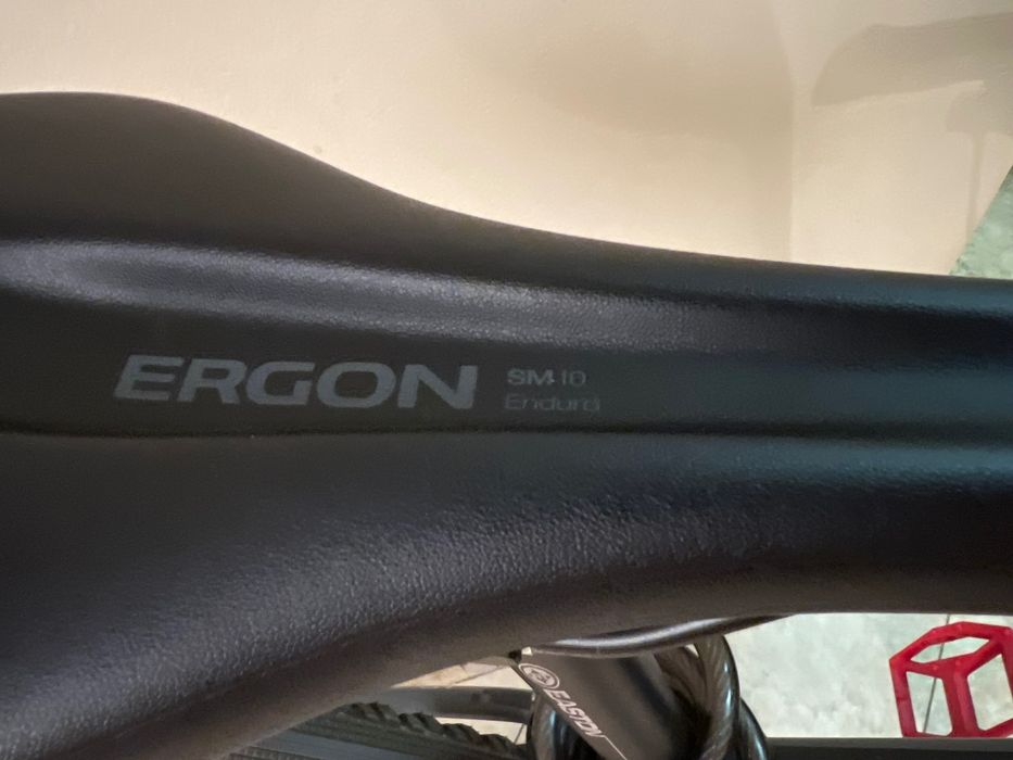 Sa bicicleta Ergon enduro SM10