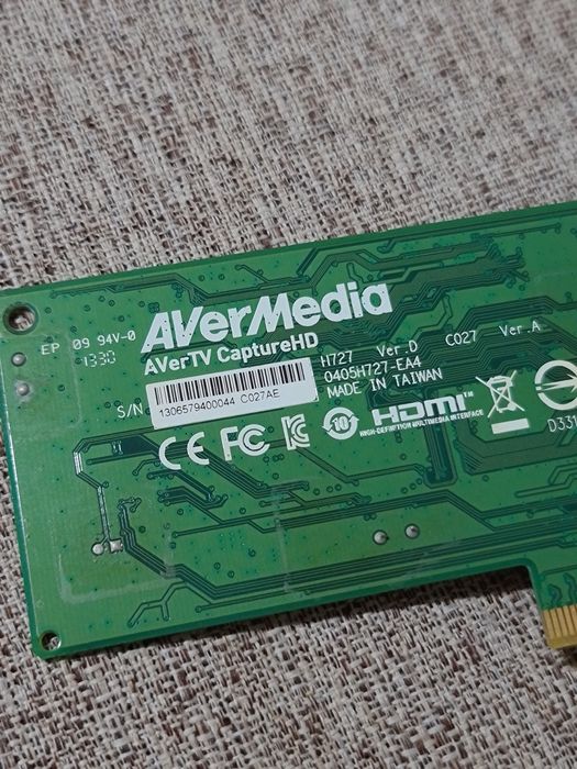 Placă captură AverMedia PCI Expres pentru PC