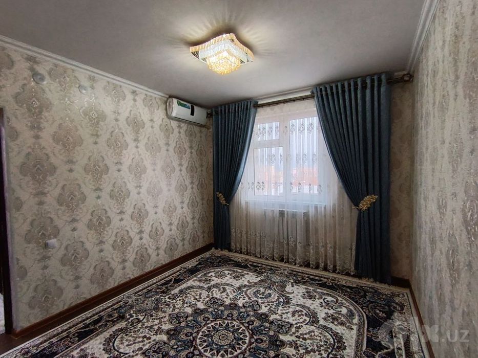 Продаётся 3 комтаня квартира