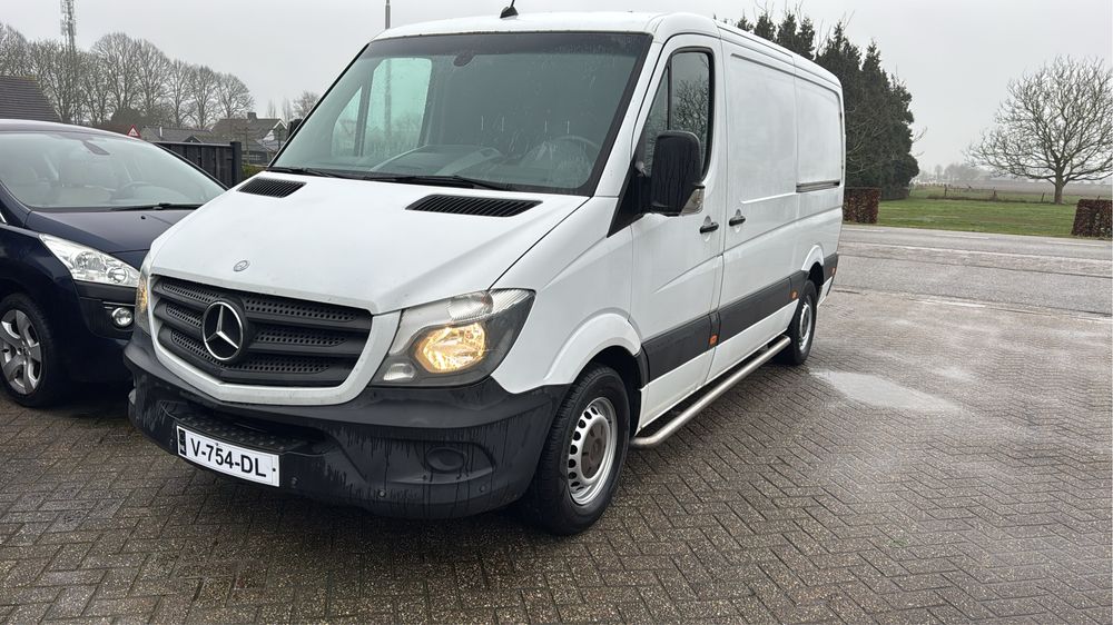 De inchiriat auto , scutere ( cu si fara permis ) dube !