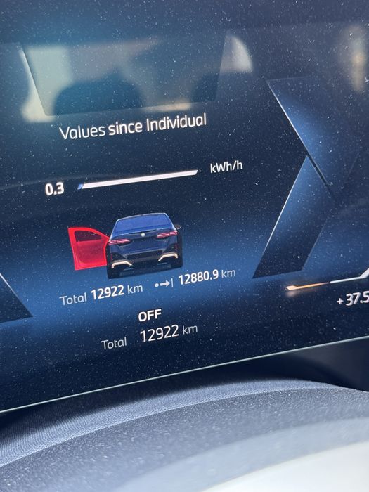 Bmw i5 35L/13000km probeg