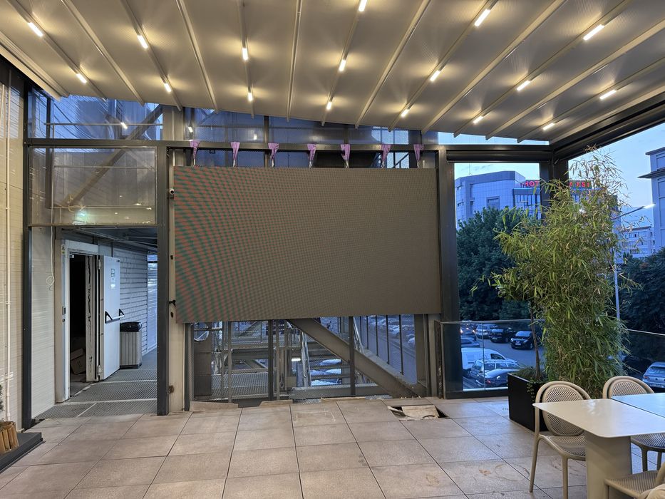 Montaj Ecrane LED, Lumini, Scene & Sunet (PRO) ,Configurare si Operare
