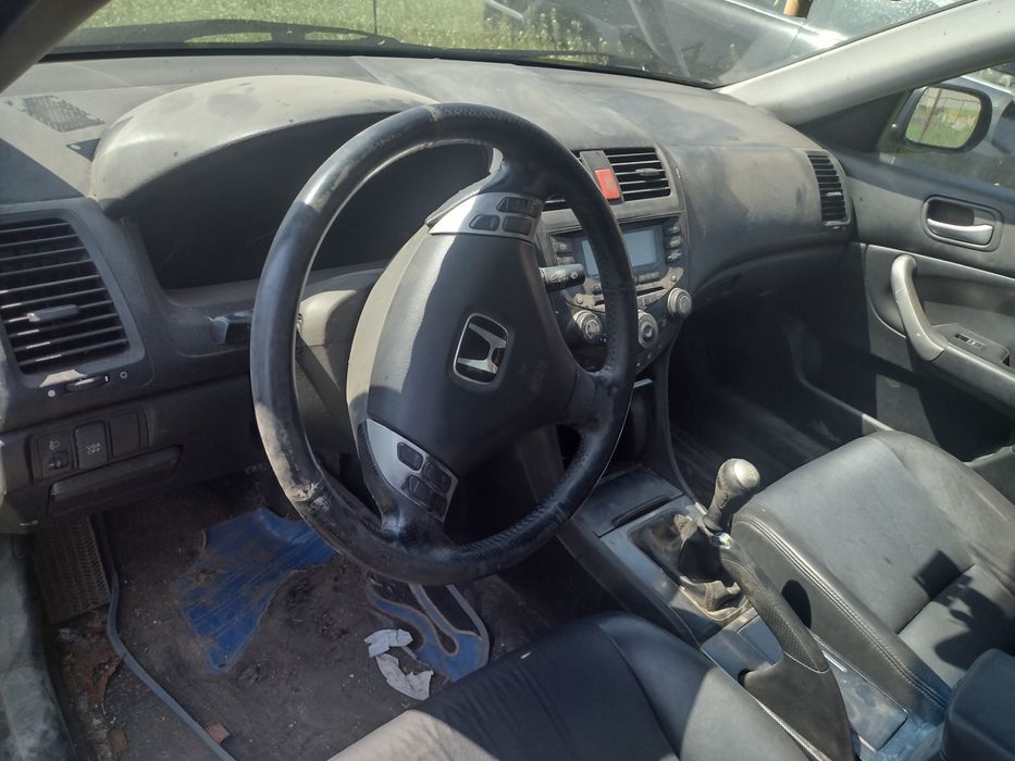Продавам honda accord седма генерация 2.2 дизел на части