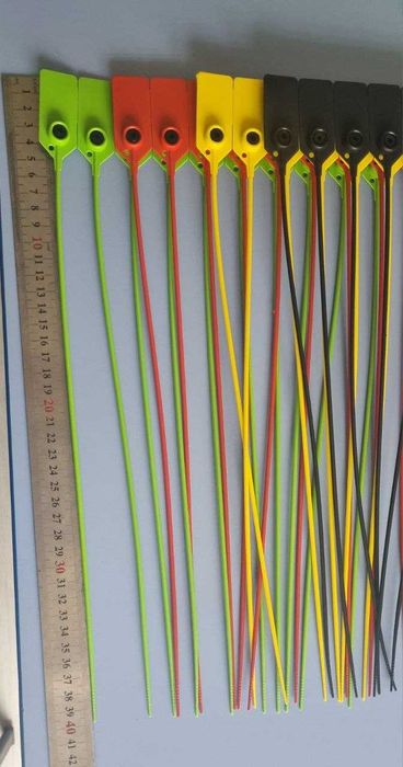 Пломба номерная УНИВЕРСАЛ40см