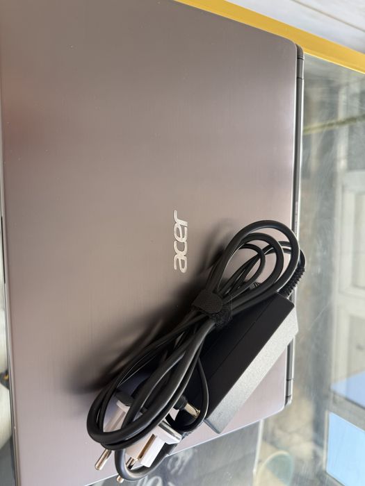 Acer M5  notebook