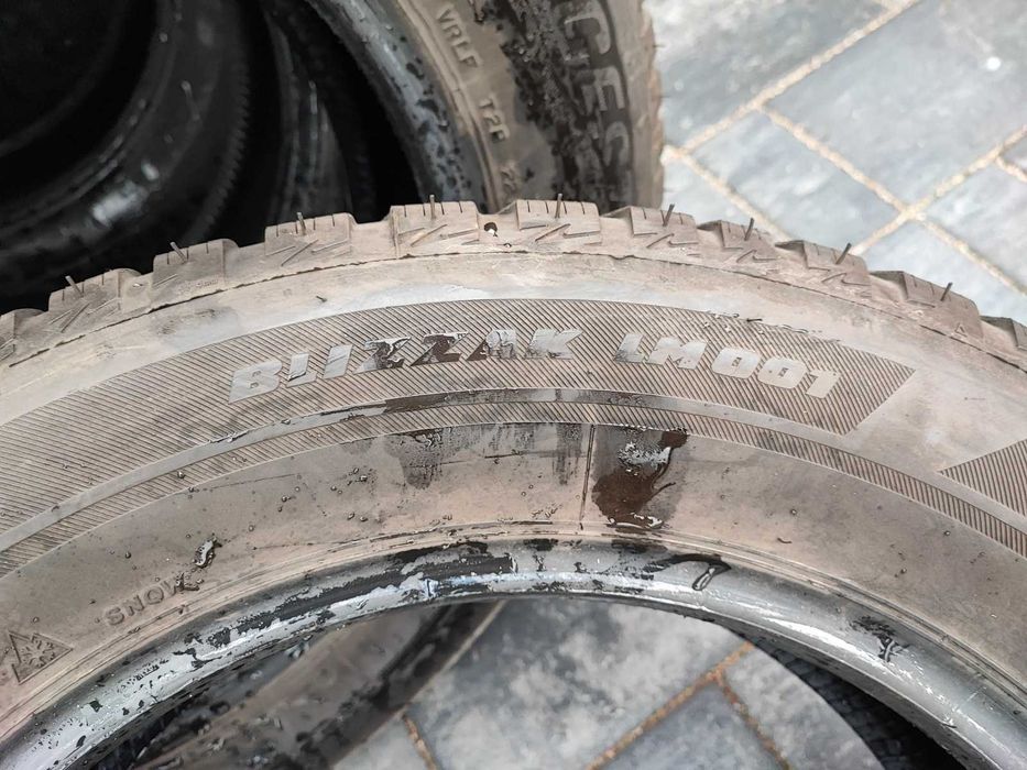 Set anvelope iarna 215/65/17,215 65 R17 17 Bridgestone cu montaj
