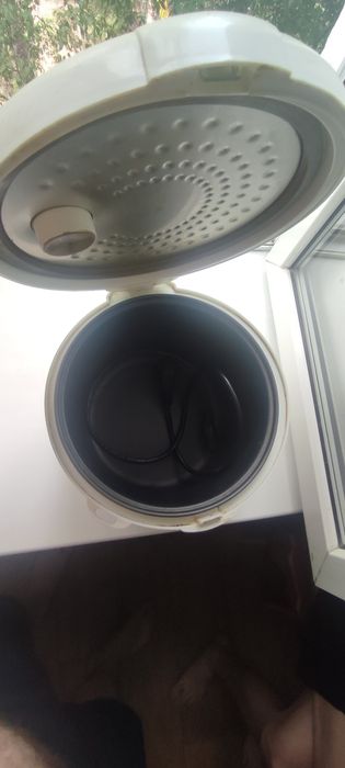 Продам мультиварку viconte