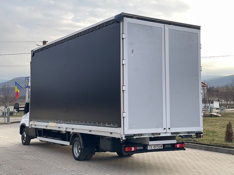 Iveco daily 2 buc manual si automat  15 euro paleti An 2022 cât B  3.5