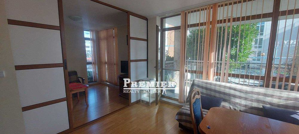 Продава се Тристаен апартамент в к.к. Слънчев бряг - 67 кв.м за 1120 €/кв.м - Снимка #1