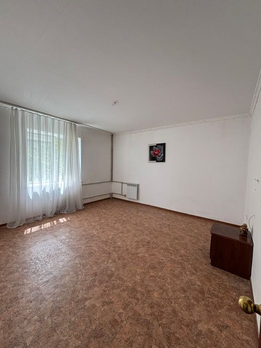 Продам 3х комн 2 база
