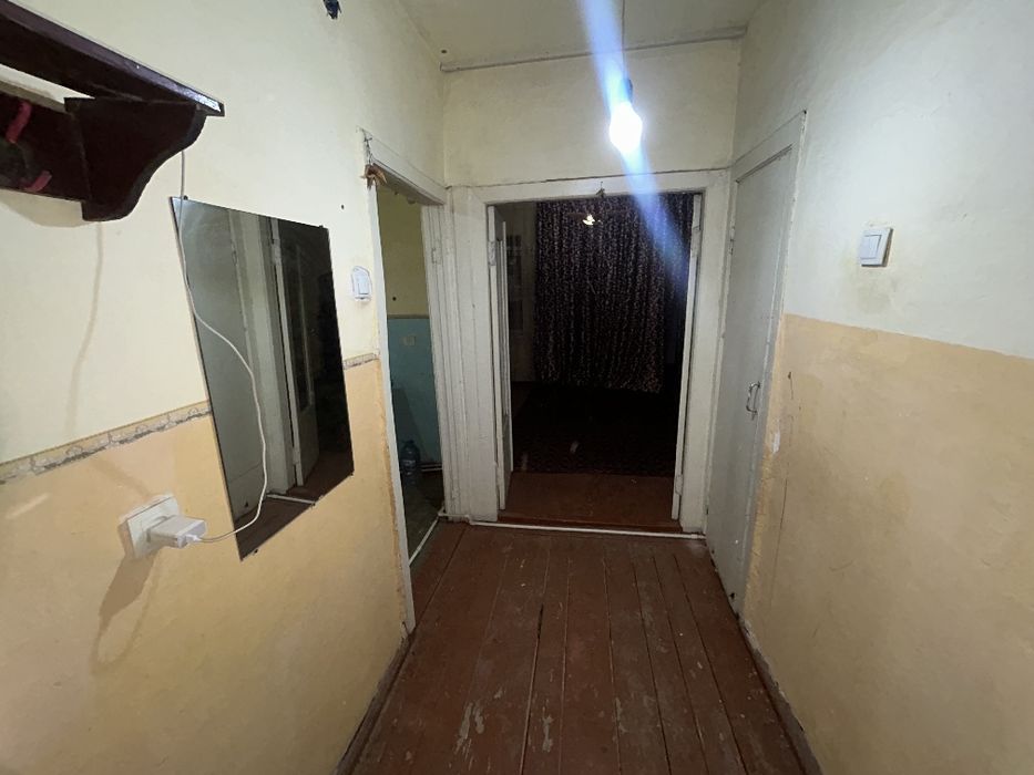 13 мкрн да 1 хонали уй сотилади