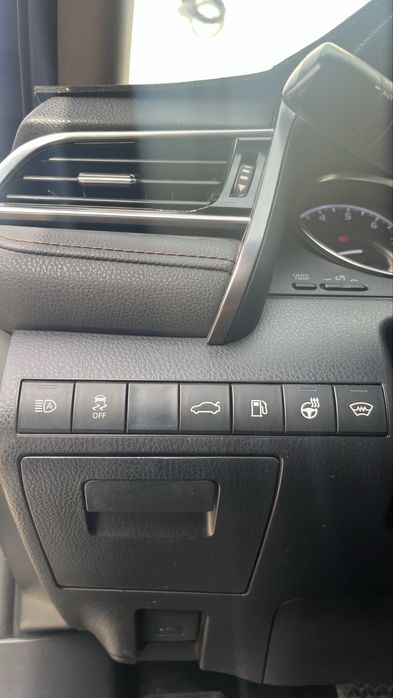 Toyota Camry 70