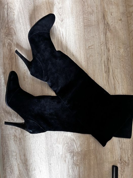 Бархатные сапоги с каблуком