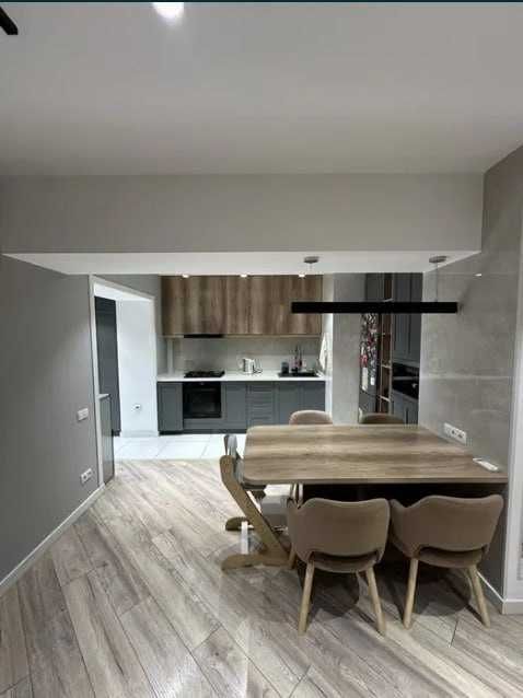 Космонавт 110м2 4/3/7 Кирпичный Спец План Голубые Купола