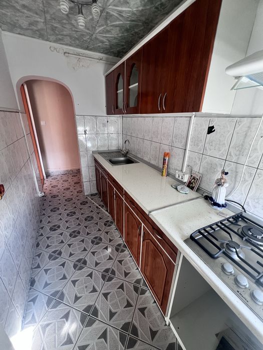 Apartament de vânzare – Micro 6, 50 mp, etaj 4/4 - View 3