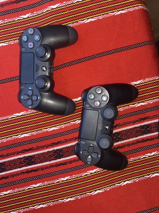 Playstation 4+ 2 console