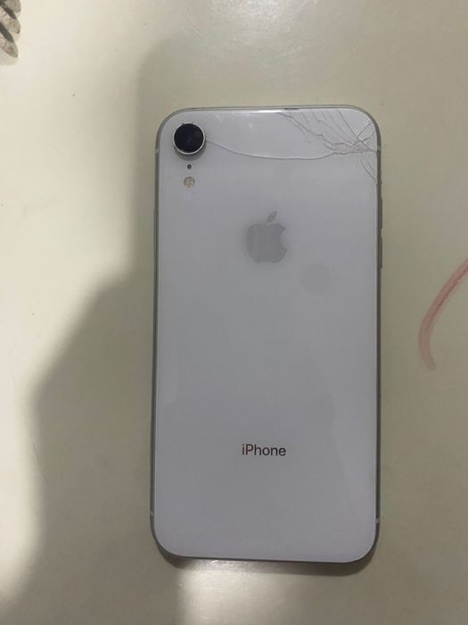 Обменяю айфон хр