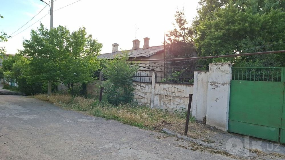Продаётся дом на земельном участке площадью 662 кв.м