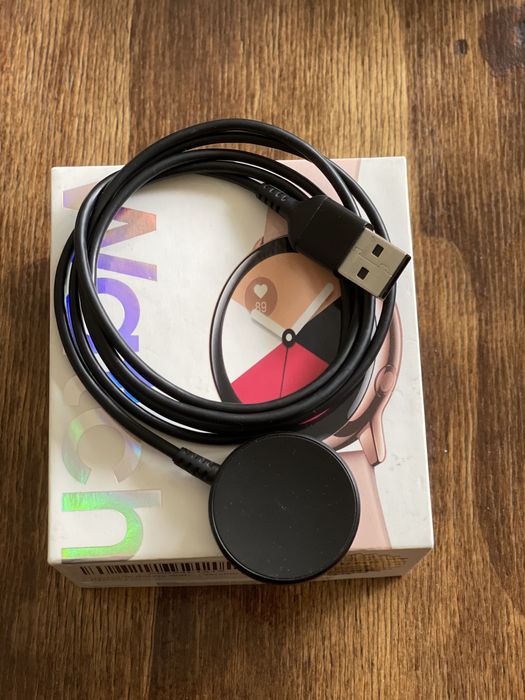 Смарт часовник Samsung Galaxy Watch Active