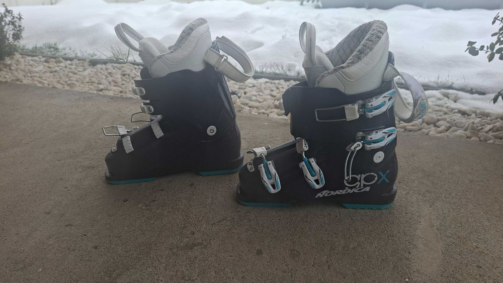 Vand ski si  clapari