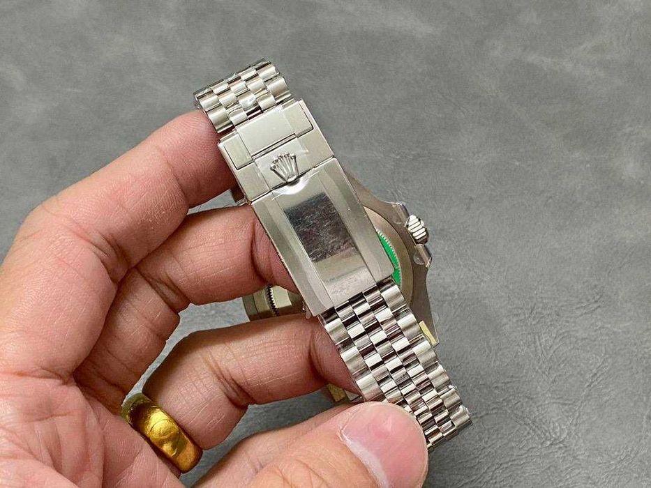 rolex gmt-master bruce wayne