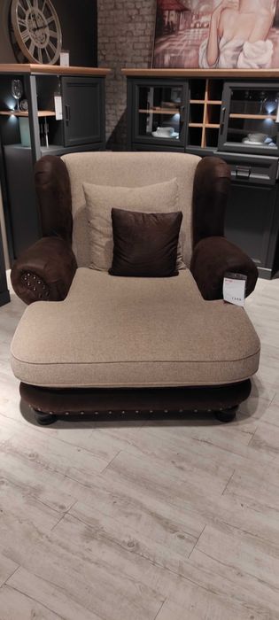 Фотьойл с възглавнички АИКО