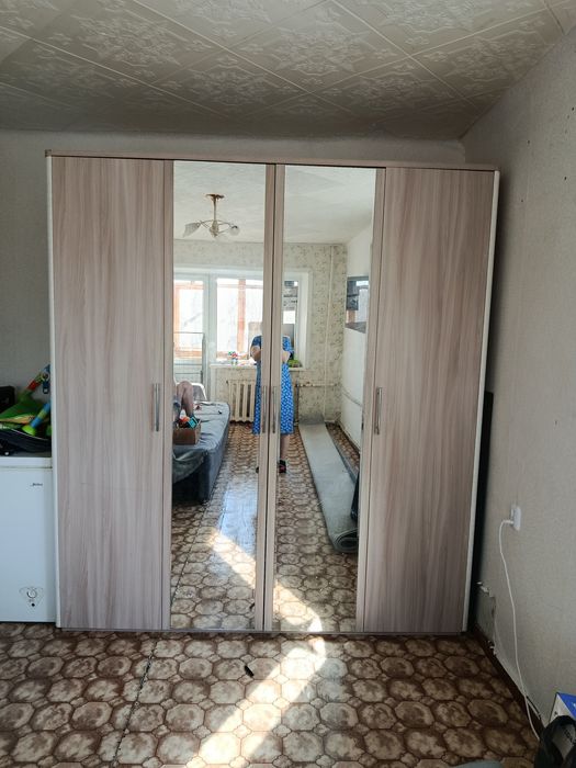 Продам шифоньер для спальный