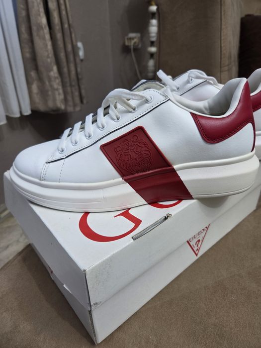 Сникърси GUESS  ест.кожа