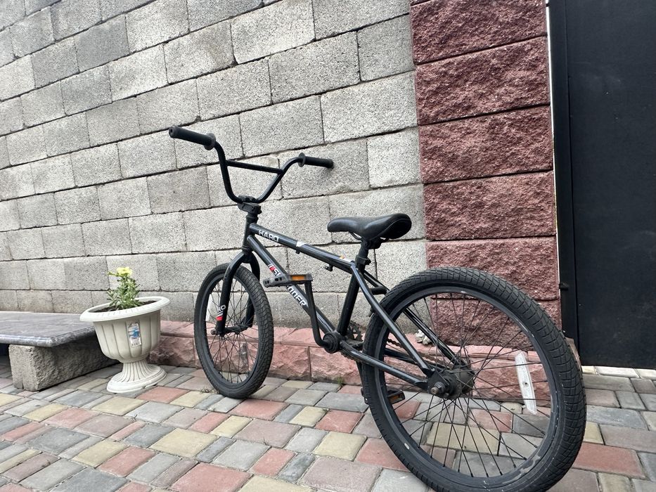 Трюковой велосипед BMX