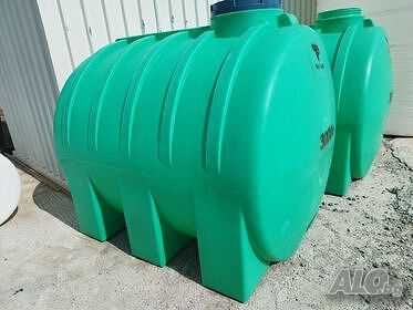 3 тонови бидони резервоари със доста намалена цена