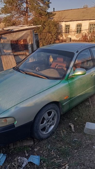 Mazda cronos 626