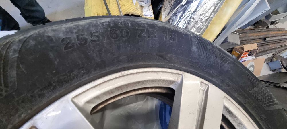 Алуминиеви джанти с гуми  за AUDI Q7 2016 255/60/R19