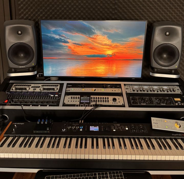 Vand monitoare de studio Genelec 8050