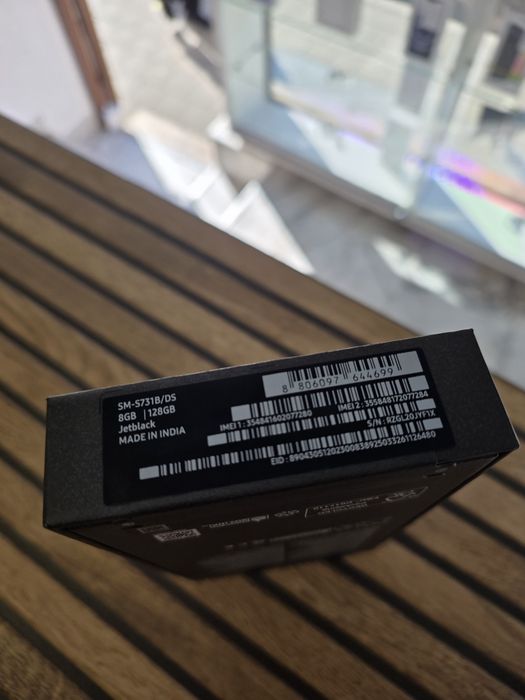 Galaxy S25 FE 5G 128GB. SIGILAT !! Black