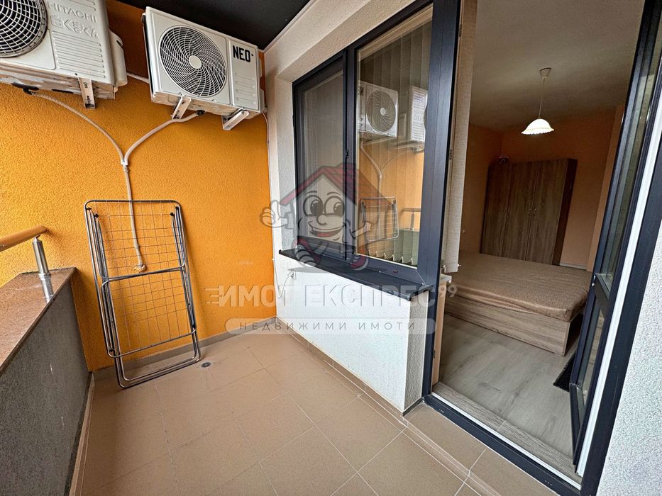 Двустаен обзаведен апартамент, с гараж, под наем, до Болницата