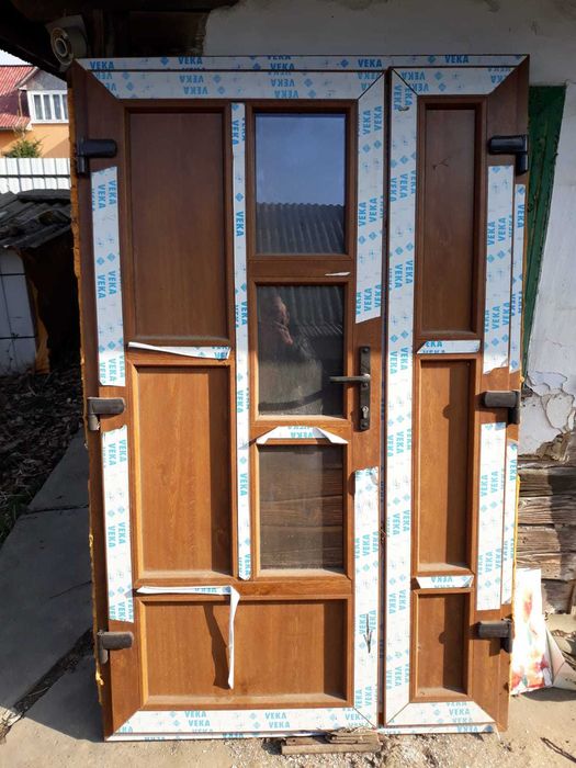 Vand usa si geamuri termopan pentru casa Ionut