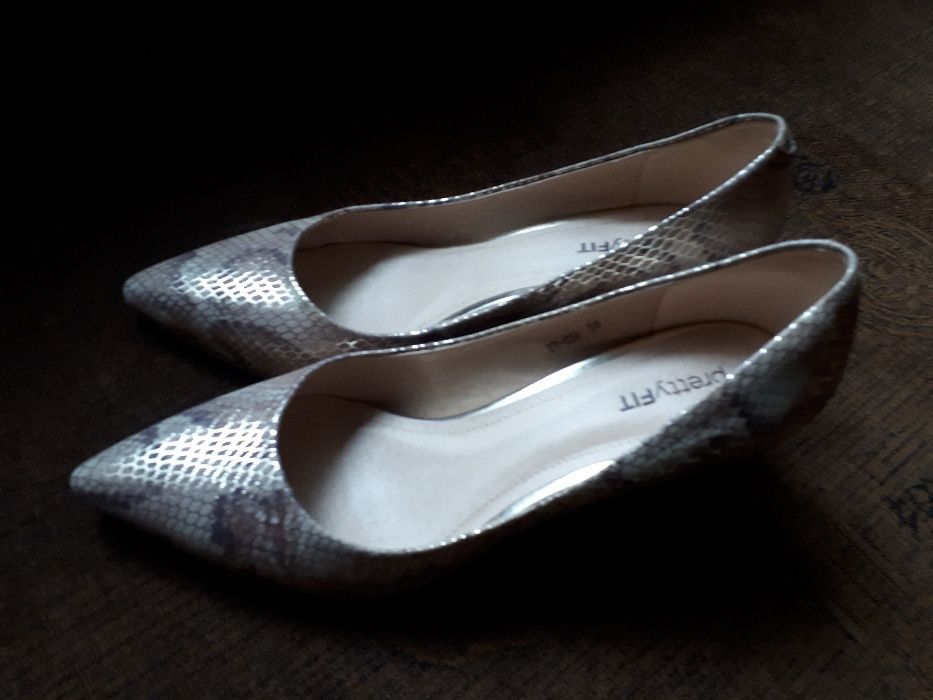 Обувки Prettyfit,колан и чанта