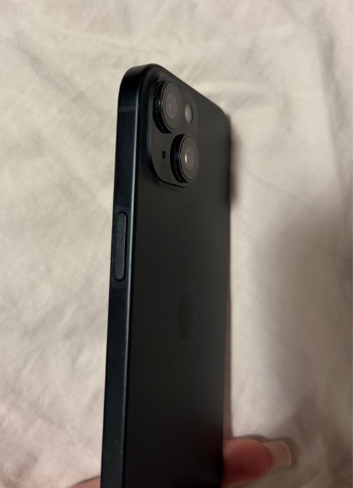 Vand IPhone 15 black