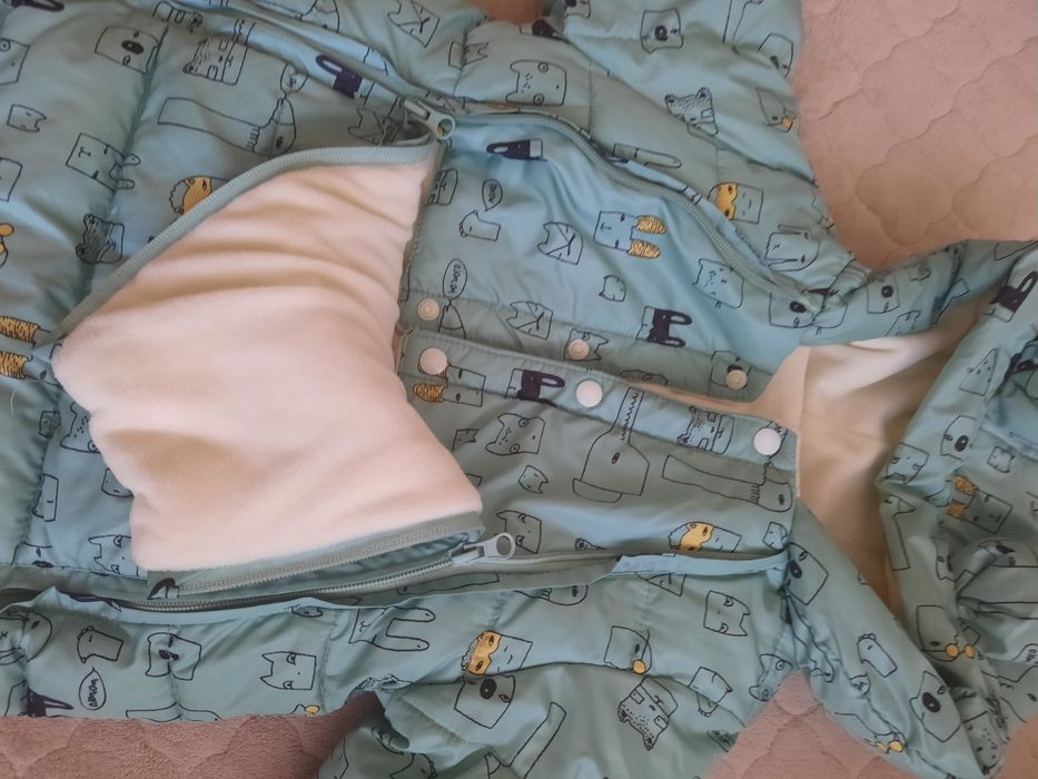 Продам комбинезон осень/весна