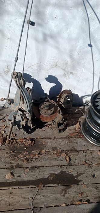 Суппорт тормозной Мерседес 124