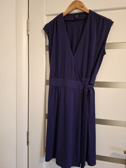 Rochie petrecuta Esprit