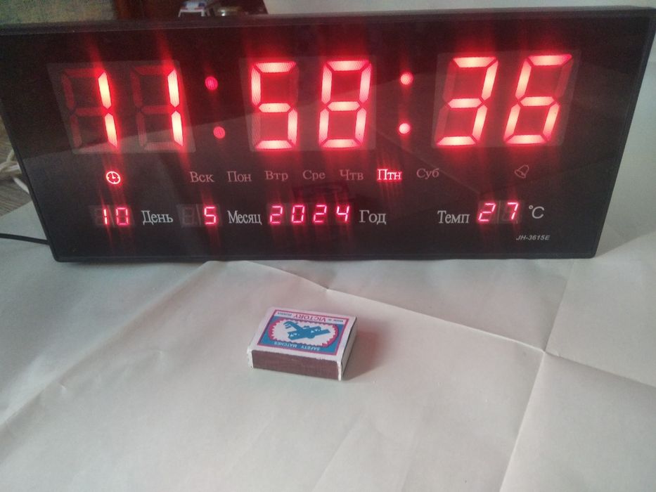 Продам настольные и настенные часы