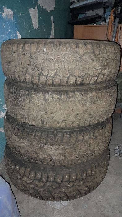 Продам автошины зимние