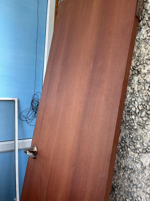 Продам дверь дёшево